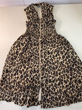 Leopard Print Midi Dress with Front Zip